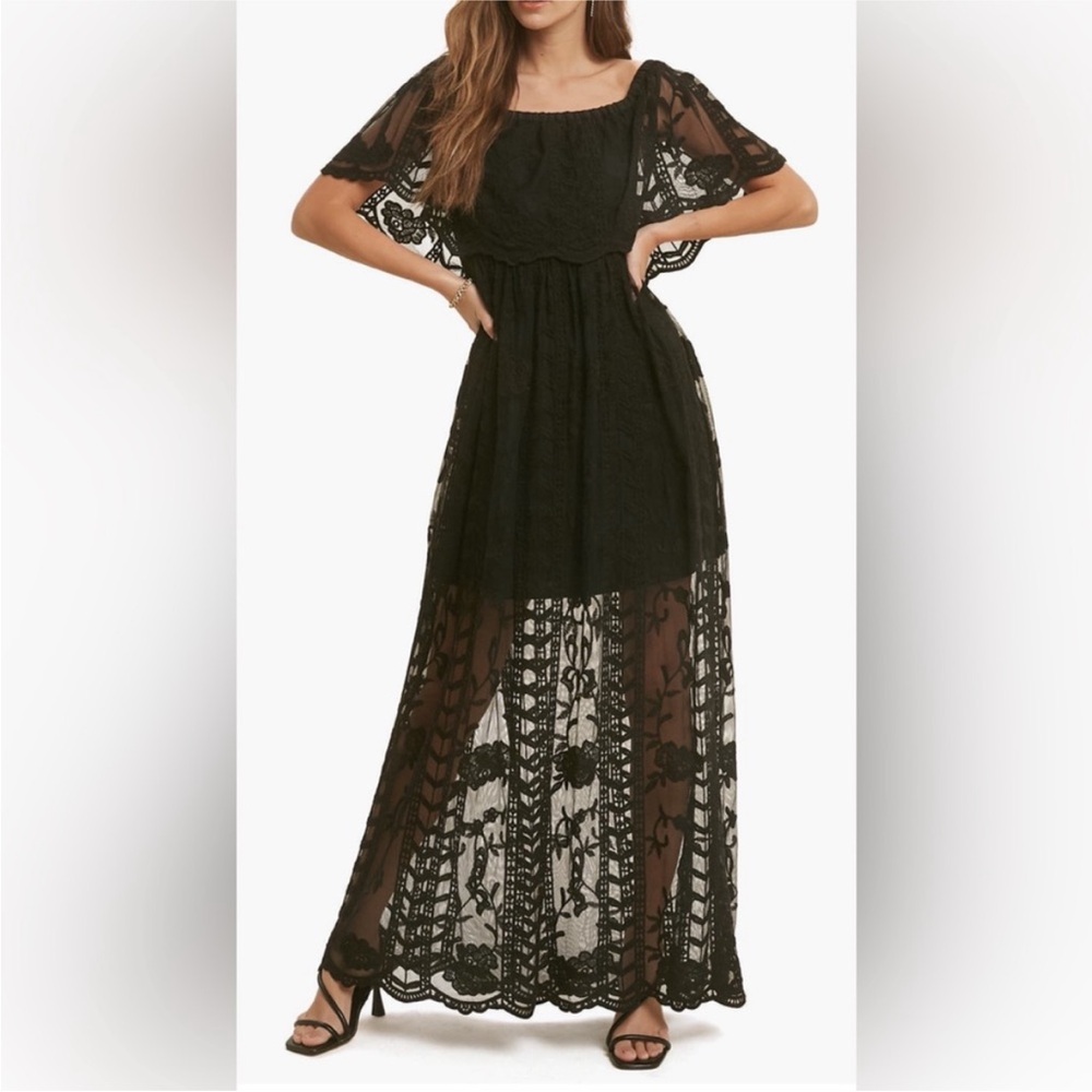 Wishlist Lace Overlay Off the Shoulder Maxi Dress